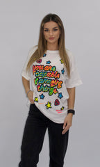 Tricou oversize alb Vera cu imprimeu colorat handmade