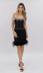 Rochie neagră scurta cu detalii din perle
