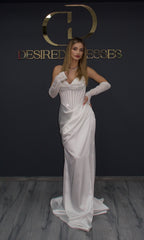 Rochie de seară albă cu corset din satin și mănuși perlate
